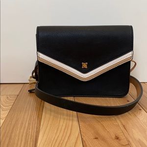 Black & Tan Belt Purse